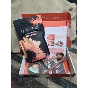 Ryze Two Pack Plus Spoon and Scoop Brand New